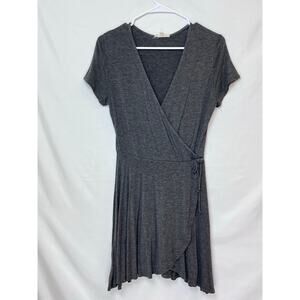 Rolla Coaster Women's Gray Knee Length Dress - Size Large